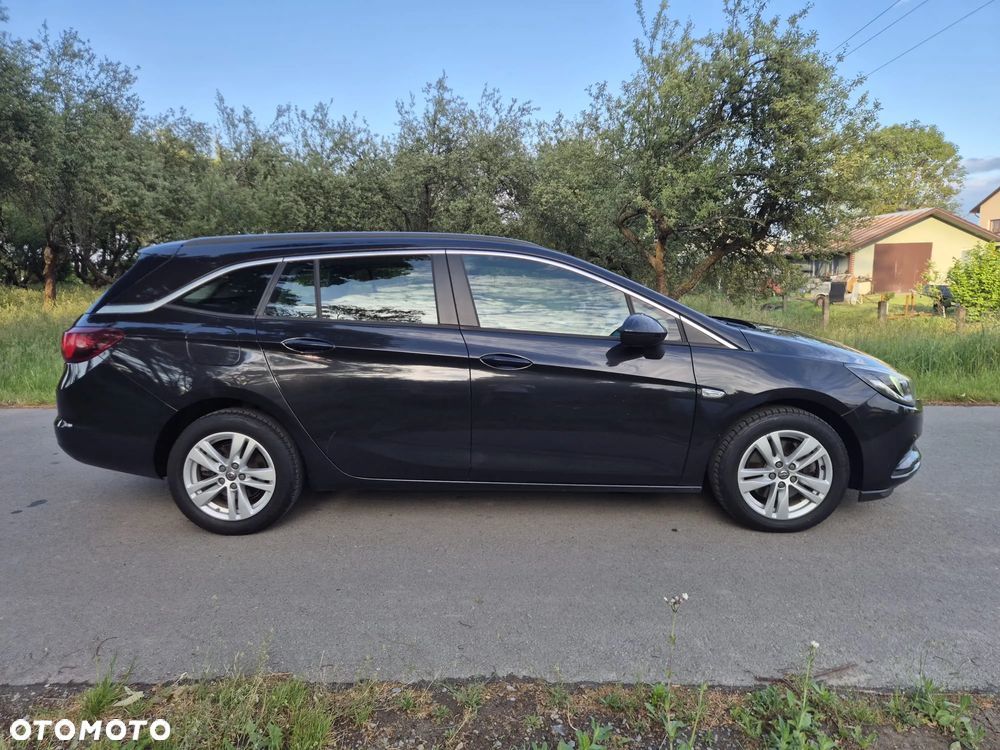 Opel Astra 1.6 CDTI Sport - 2