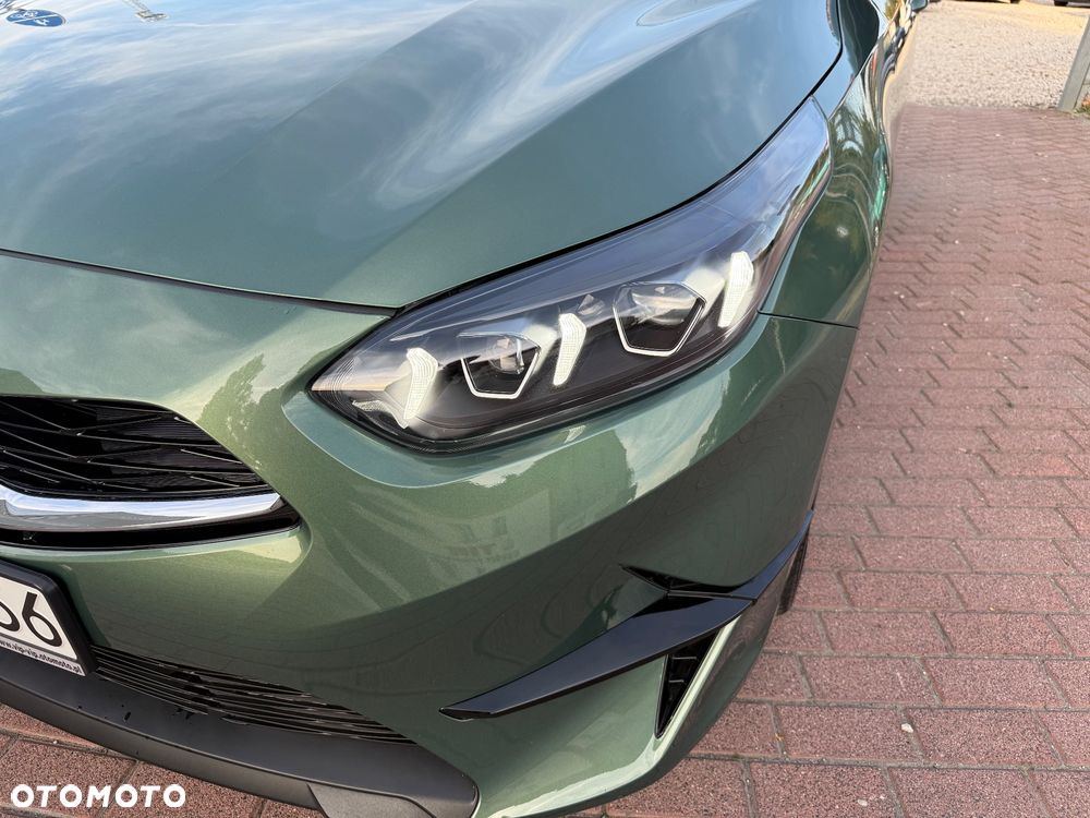 Kia Ceed 1.5 T-GDI DCT7 OPF Platinum - 32