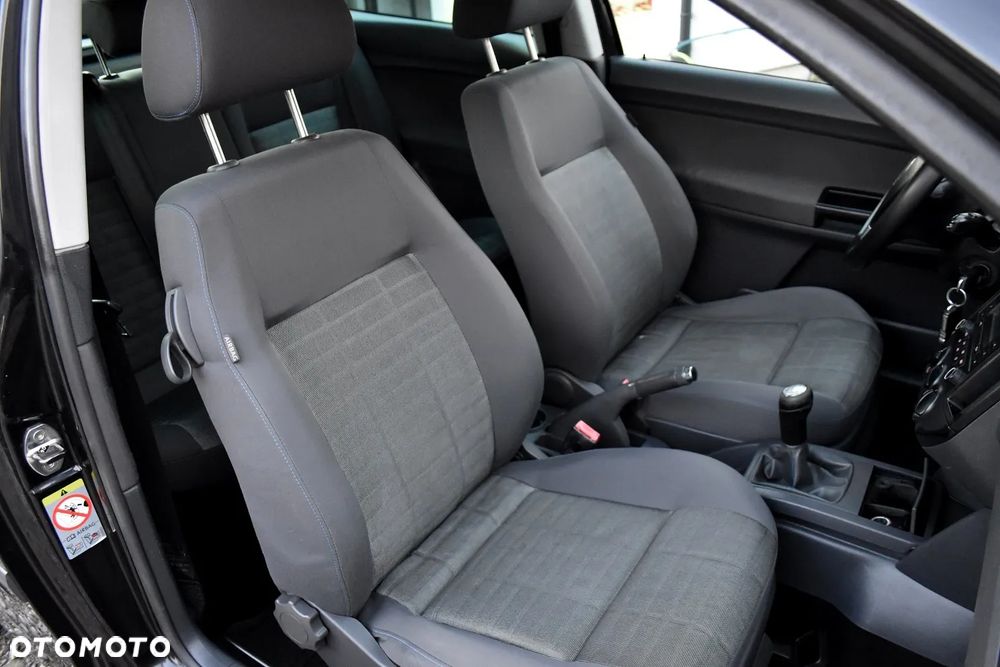 Volkswagen Polo 1.2 Tour Edition - 23