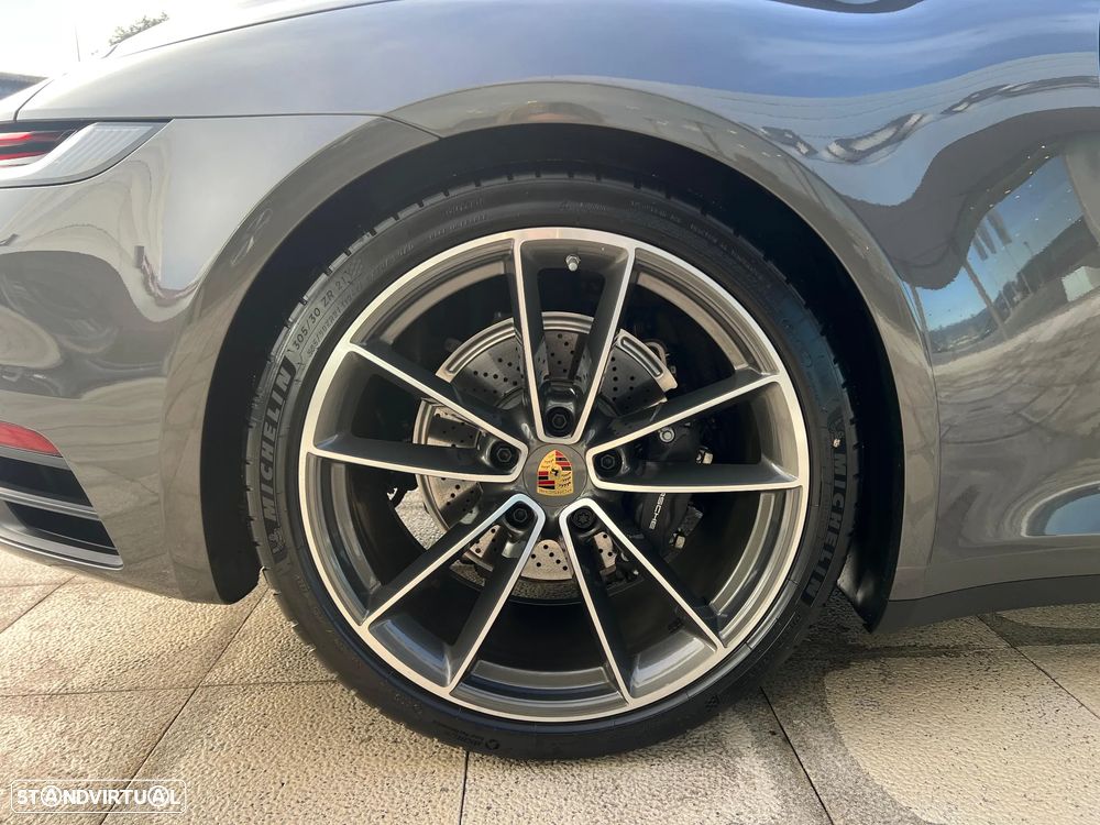 Porsche 911 (992) Carrera Cabriolet PDK - 18