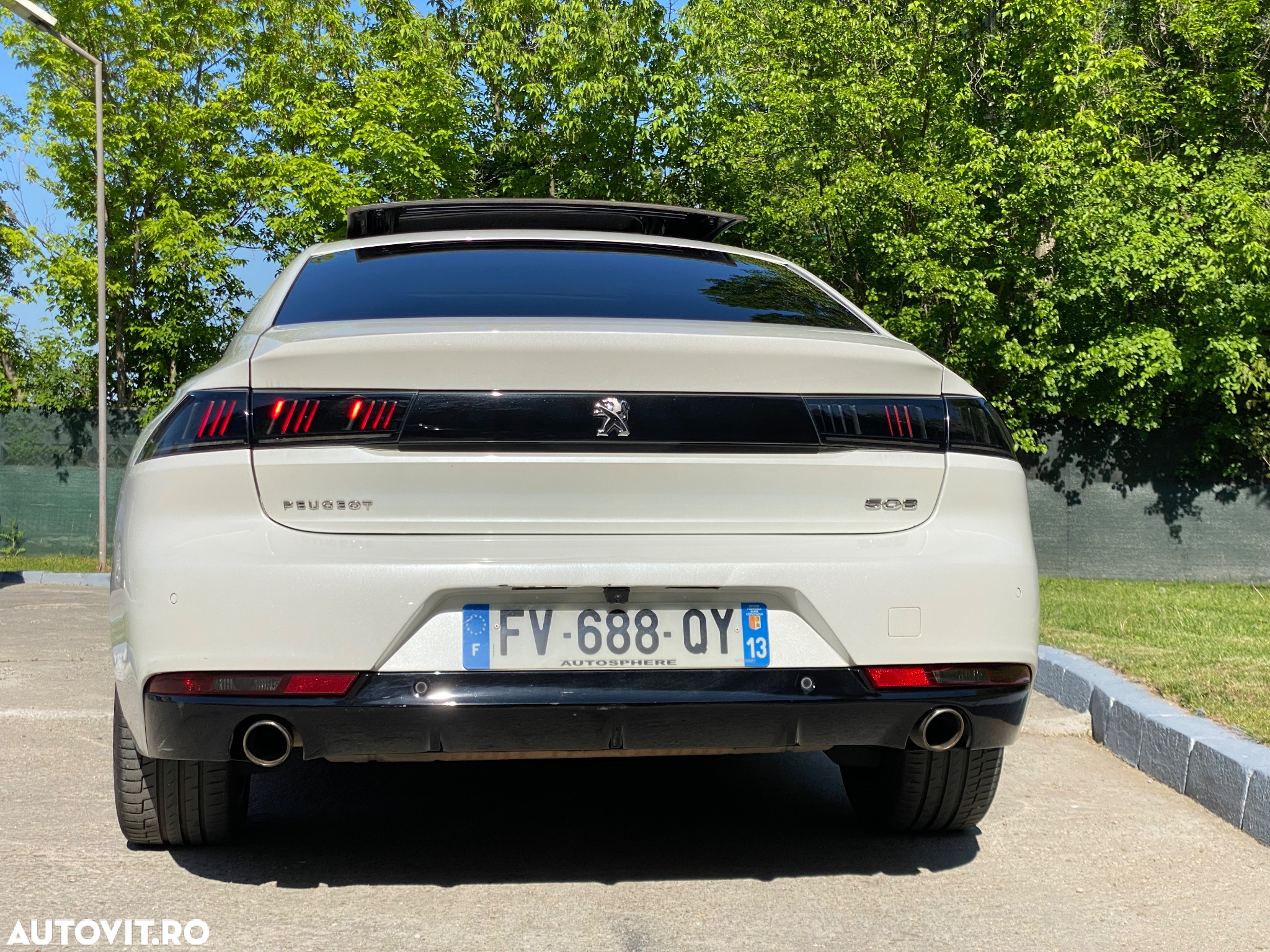 Peugeot 508 Hybrid 225 e-EAT8 GT - 11