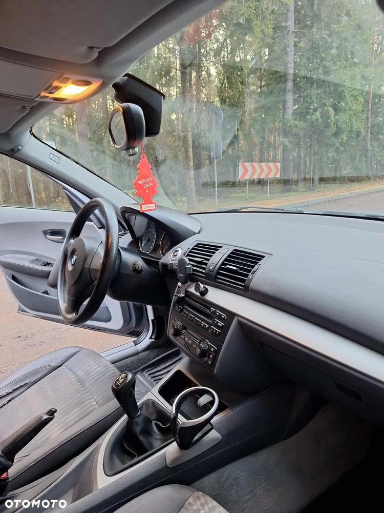 BMW Seria 1 118d - 9