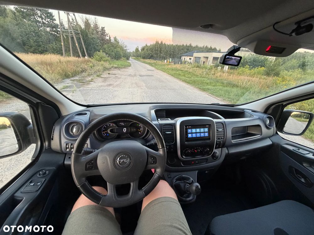 Opel VIVARO*LED*klima*drzwi 270" tylnie*Car Play*dobre auto! - 2