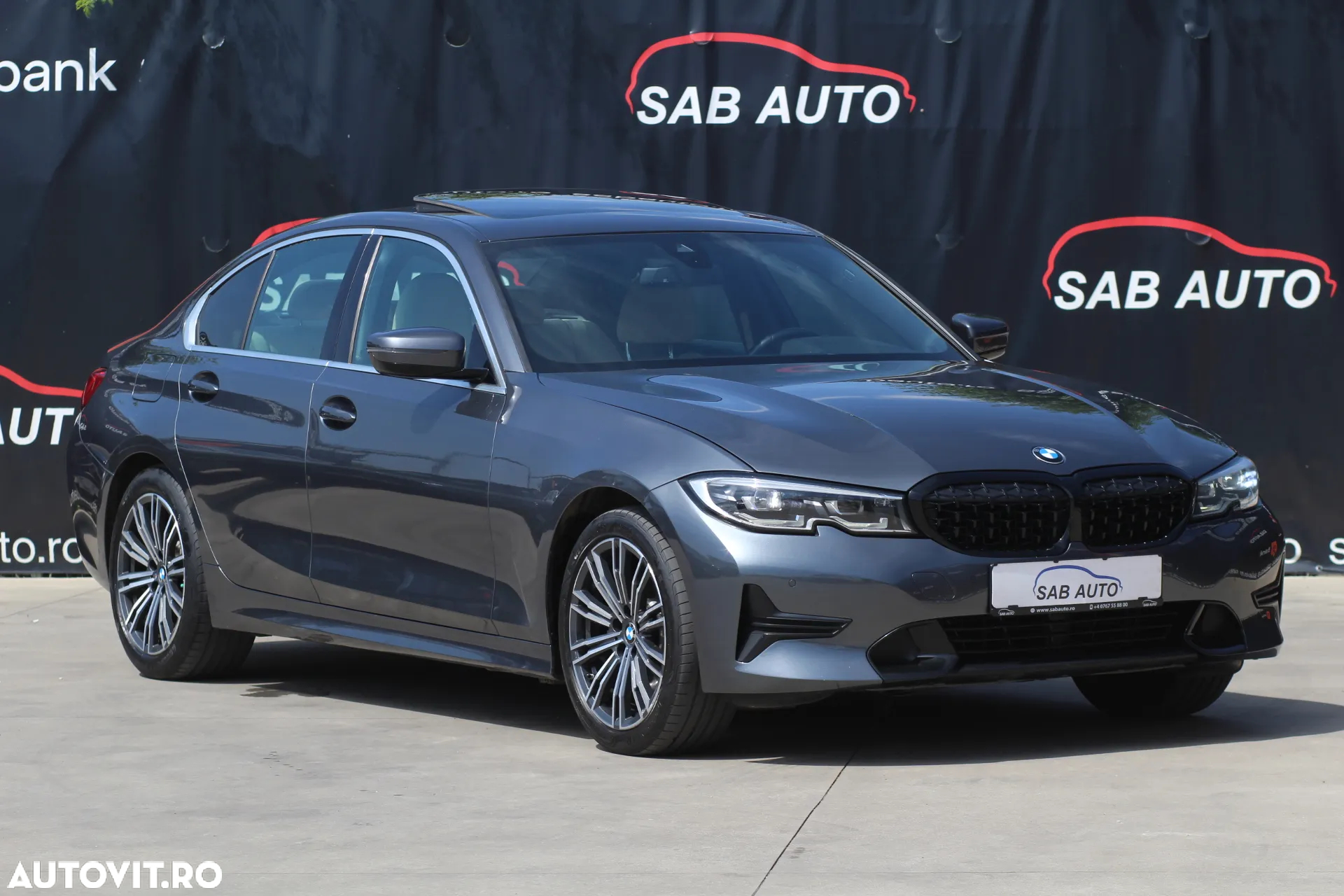BMW Seria 3 330i AT - 3