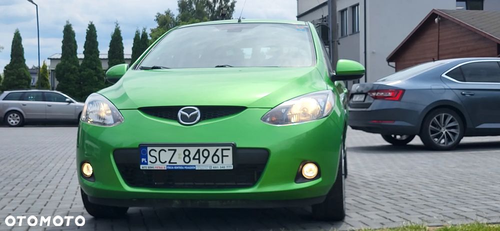 Mazda 2 - 3
