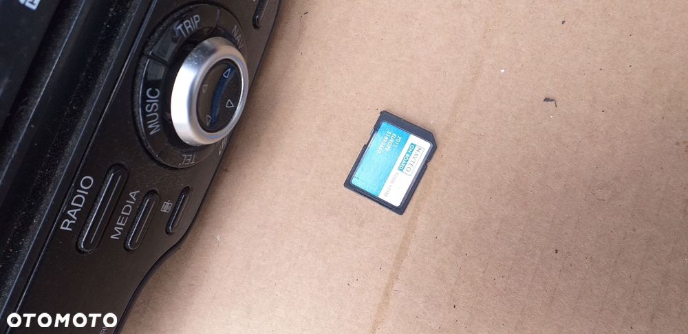 alfa romeo giulietta ekran wyświetlacz nawigacji radio navi - 2