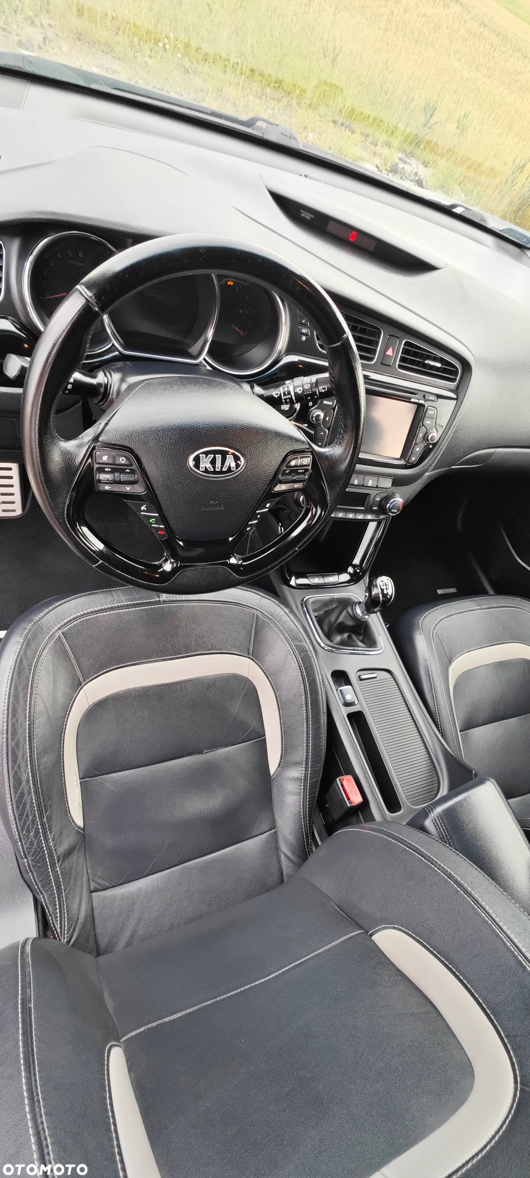 Kia Ceed - 37