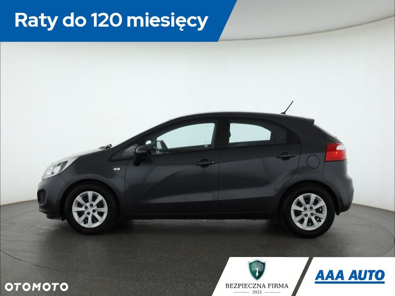 Kia Rio - 3
