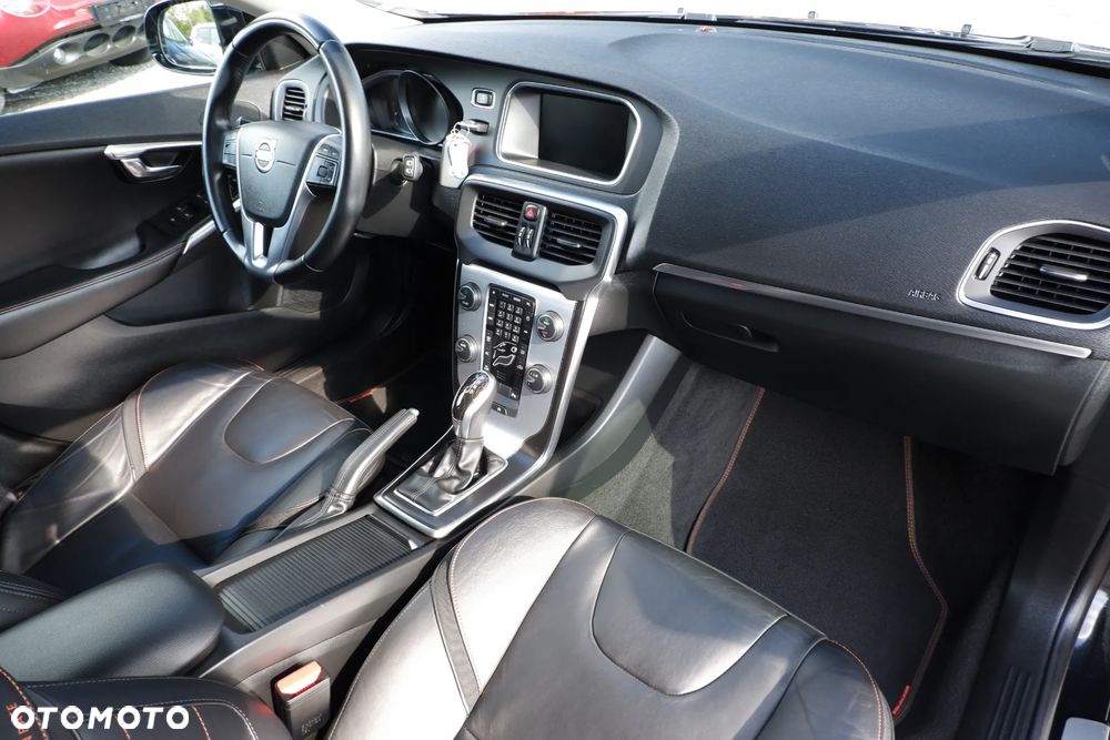 Volvo V40 D2 Powershift Ocean Race - 3