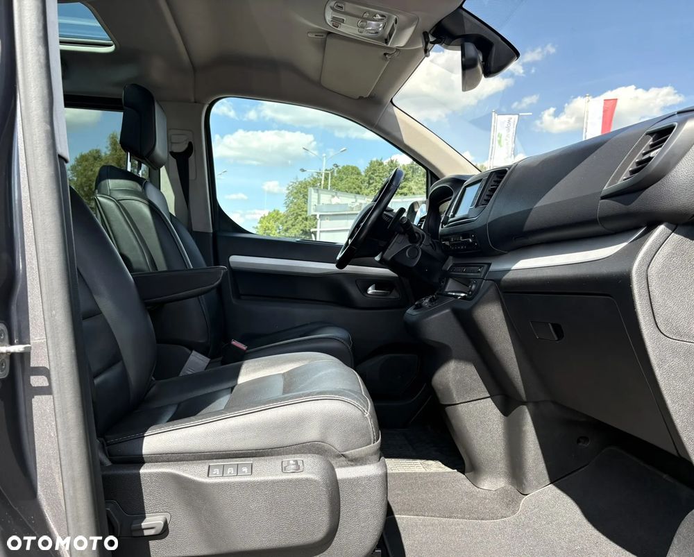 Peugeot Traveller 2.0 BlueHDi Long Business - 29