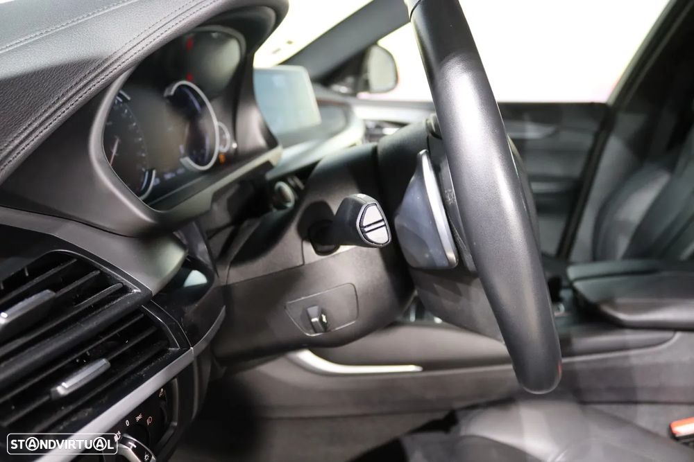 BMW X6 40 d xDrive Pack M - 13