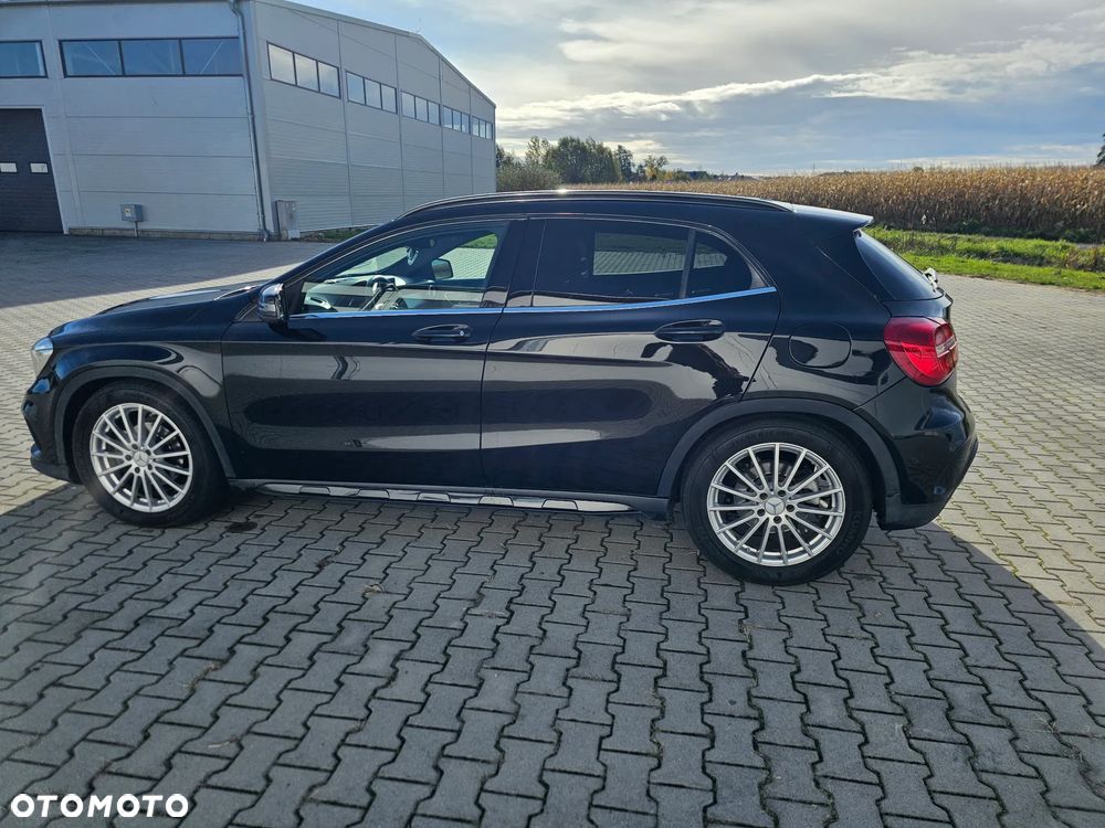 Mercedes-Benz GLA 200 (CDI) d 4-Matic - 10