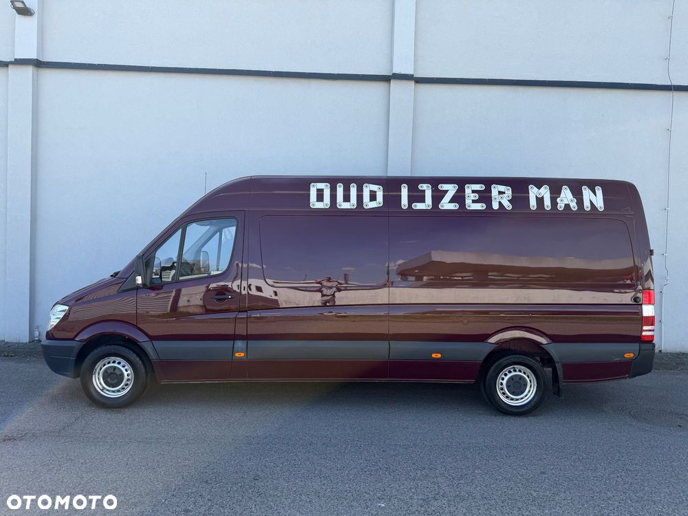 Mercedes-Benz Sprinter 319 - 9