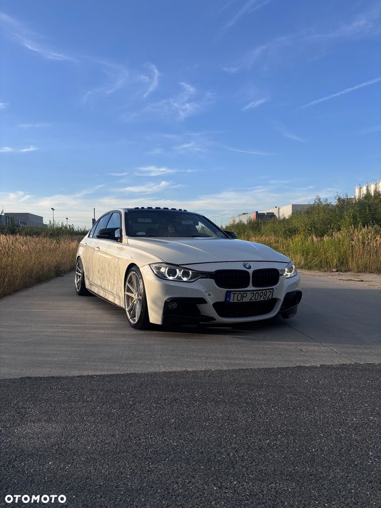 BMW Seria 3 335i xDrive Sport Line - 1