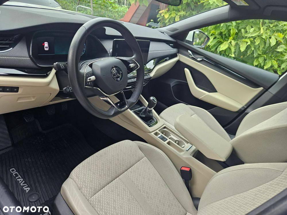 Skoda Octavia 1.5 TSI ACT Style - 4