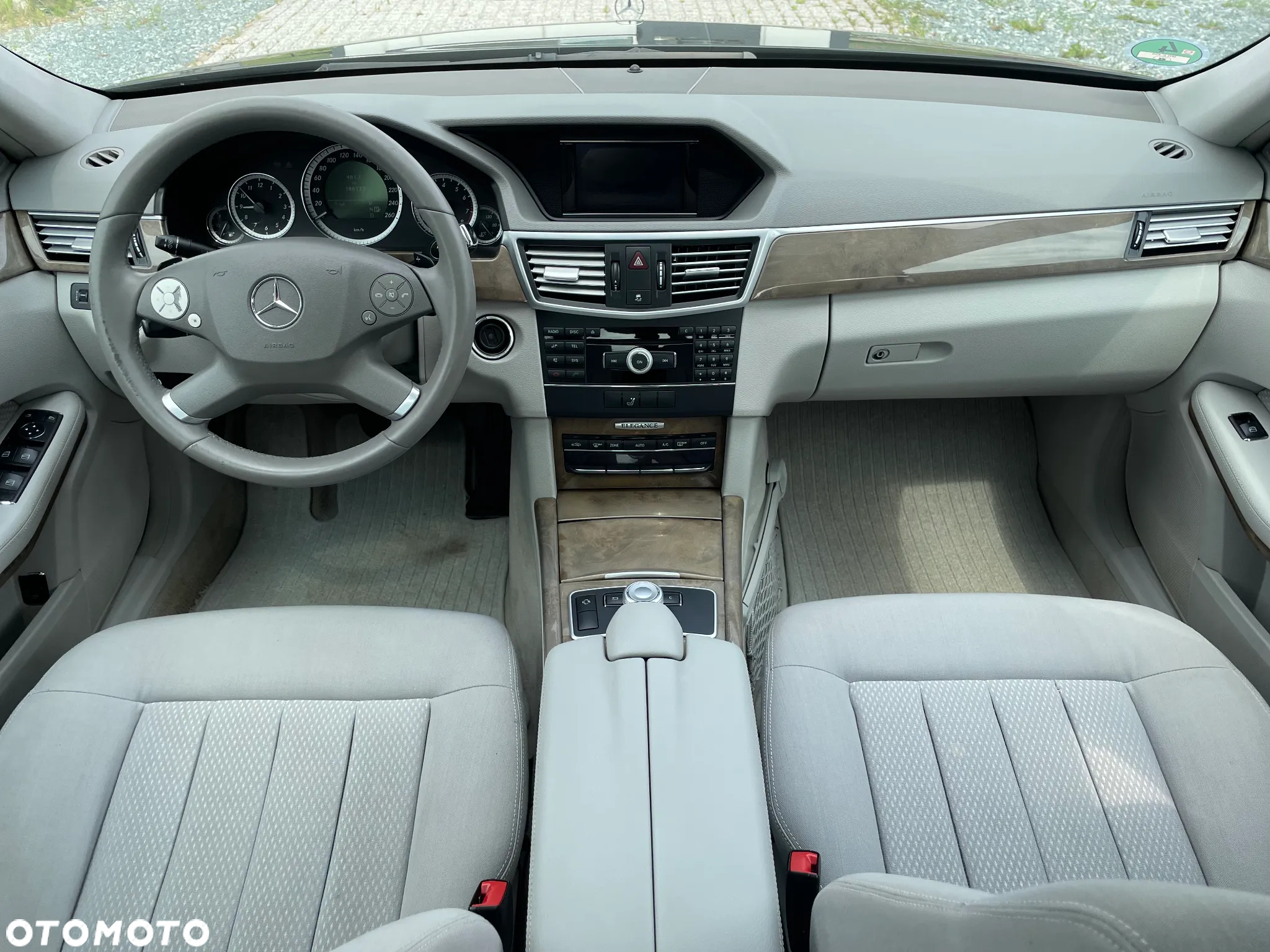Mercedes-Benz Klasa E 350 CGI BlueEffICIENCY Avantgarde - 7