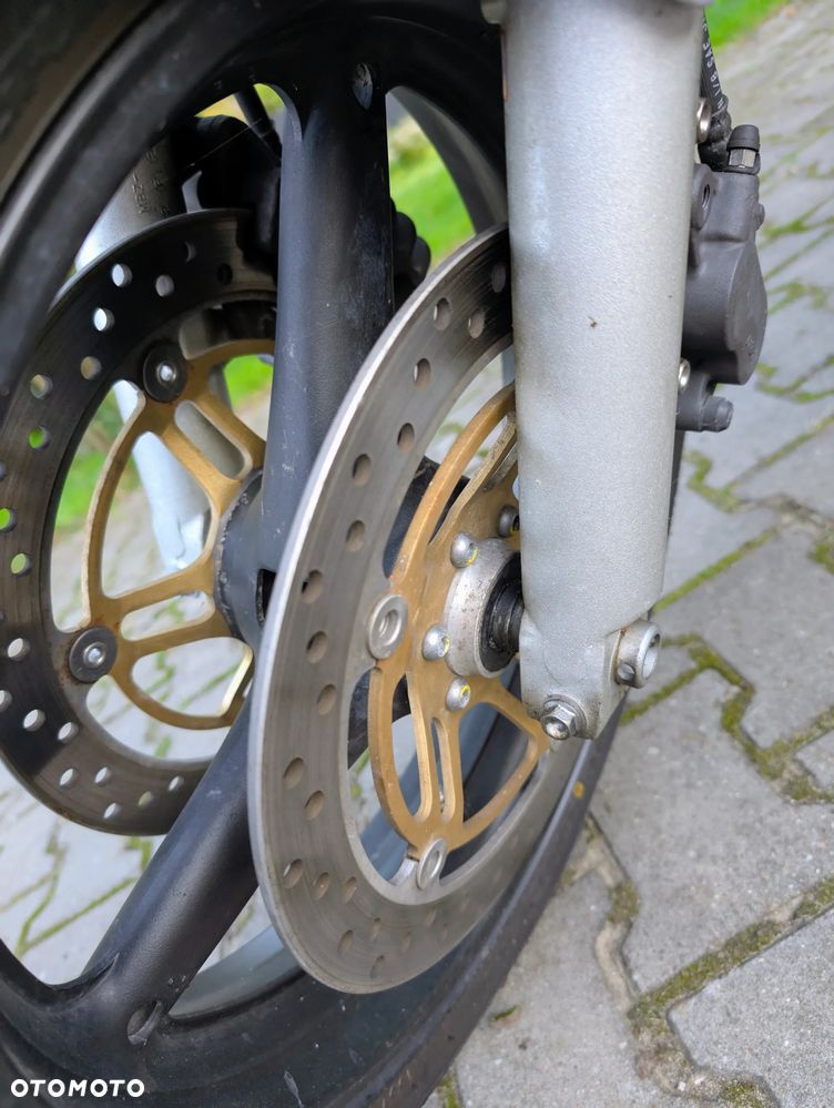 Honda Hornet - 12
