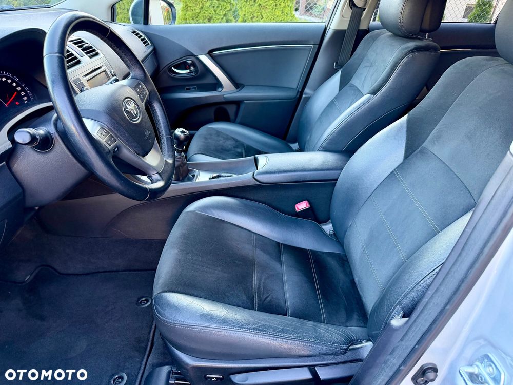 Toyota Avensis 1.8 Executive - 13
