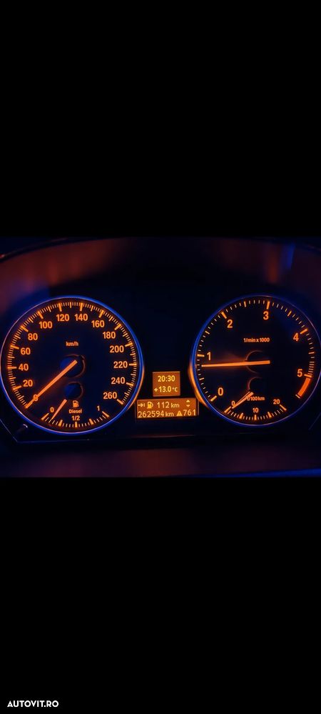BMW Seria 3 318d - 10