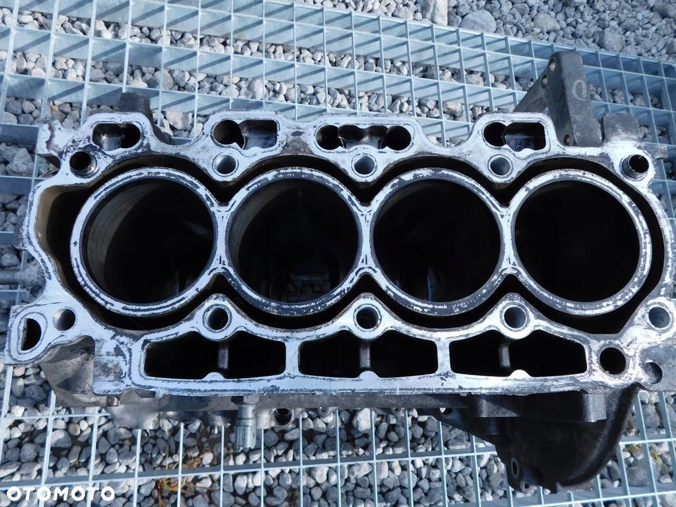 Blok silnika 1.6 D HDI TDCI Euro 4 Peugeot Citroen Volvo Mazda Fiat 90 110 - 7
