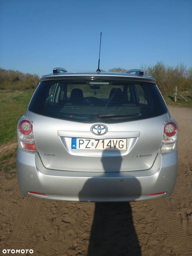Toyota Verso 2.0 D-4D - 3