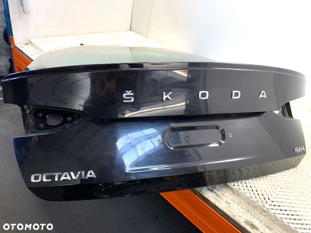 KLAPA TYŁ SKODA OCTAVIA IV (NX3, NN3) 2020 - 2022 2.0 TSI 4x4 140 kW [190 KM] benzyna 2020 - 2022 - 3
