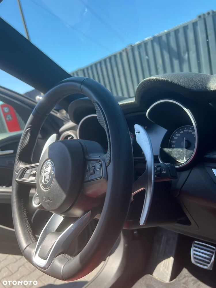 Alfa Romeo Stelvio 2.0 Turbo TI Q4 - 23