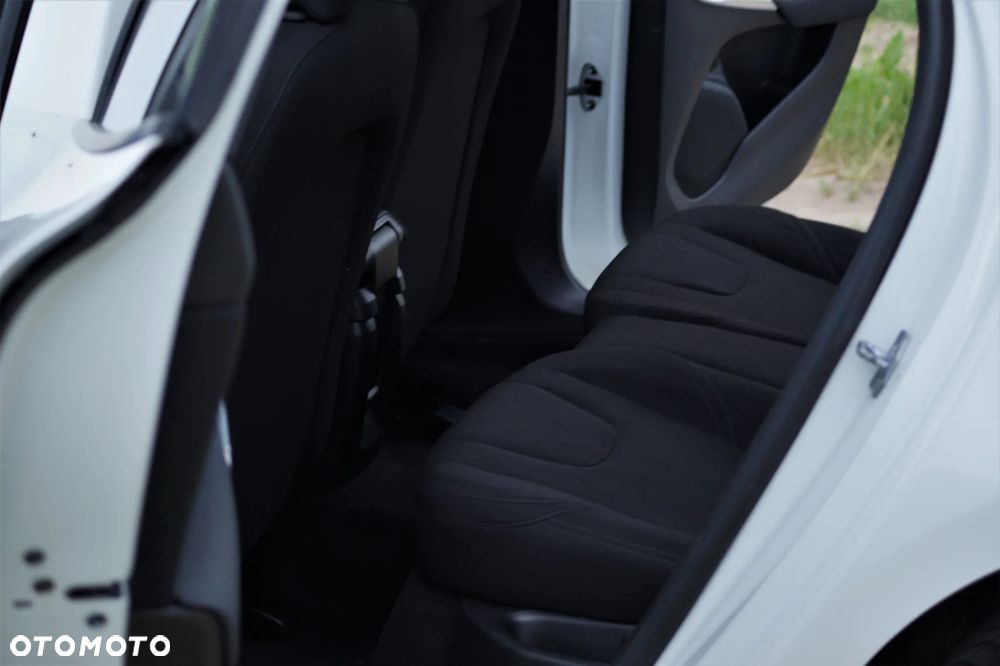 Volvo V40 - 31