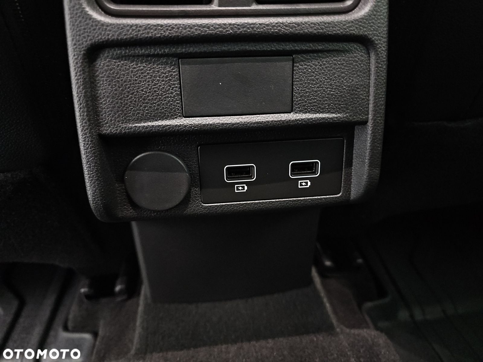 Renault Arkana 1.6 E-TECH Techno MMT - 24
