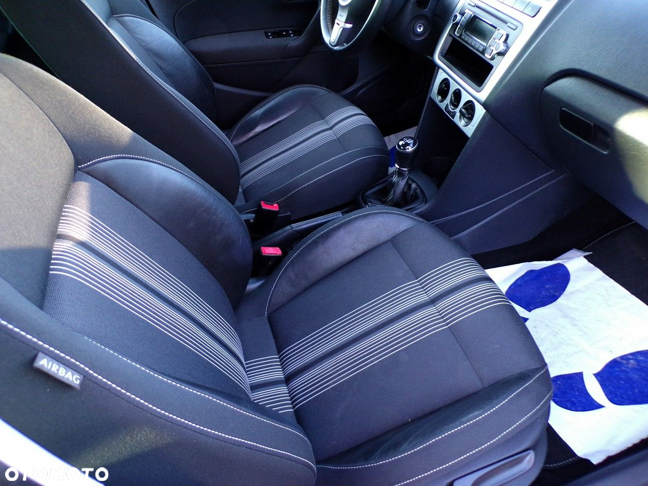 Volkswagen Polo - 29