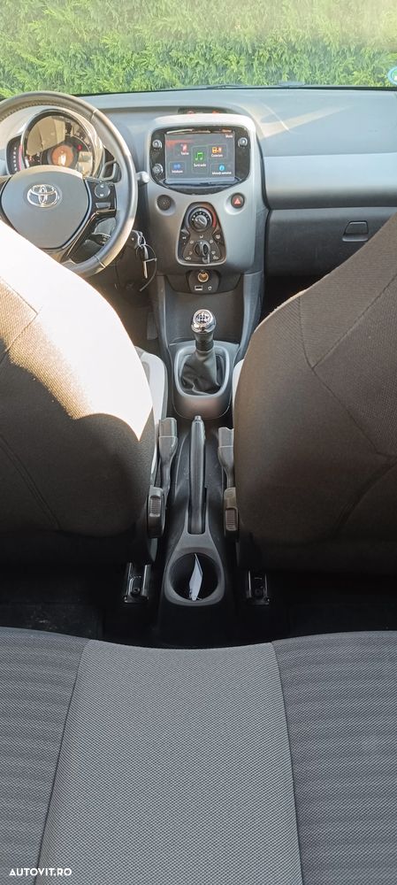 Toyota Aygo x-play - 7