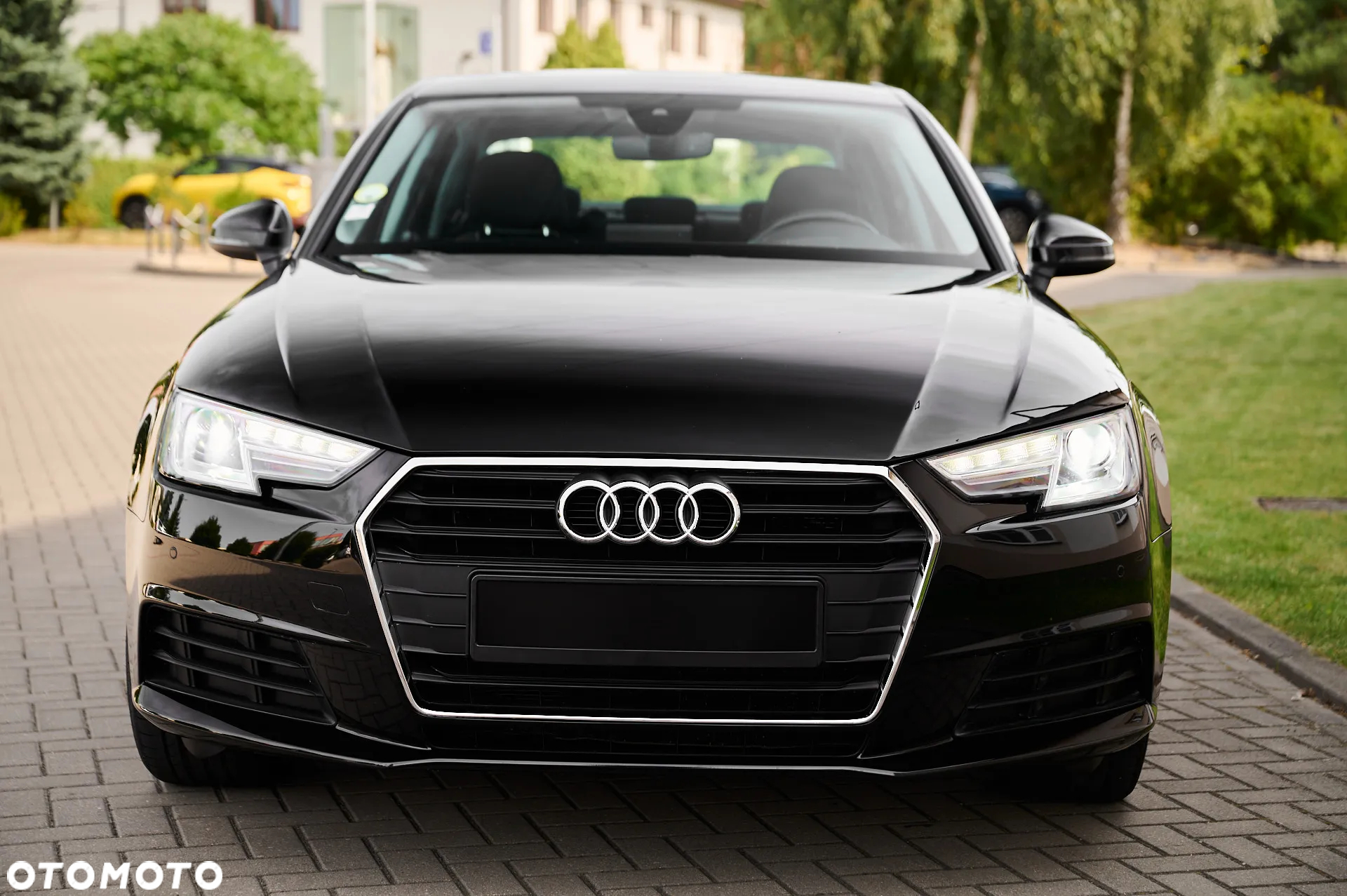 Audi A4 2.0 TDI ultra S tronic design - 5