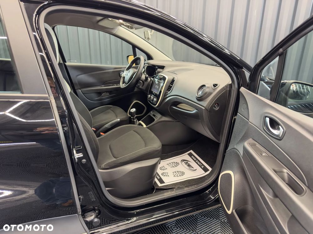Renault Captur - 23