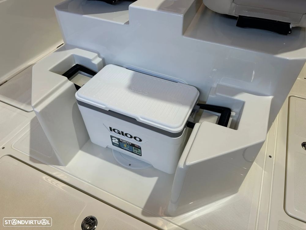 Quicksilver Activ 805 Open - 12