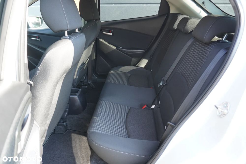 Mazda 2 SKYACTIV-G 90 Homura - 10