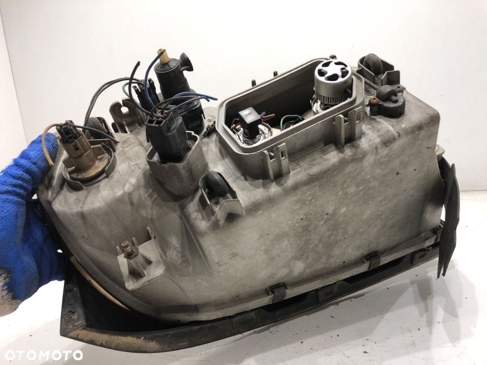 REFLEKTOR LEWY PRZÓD  SSANGYONG CHAIRMAN (HT_) 1997 - 2022 3.2 165 kW [225 KM] benzyna 2011 - 2022 - 4