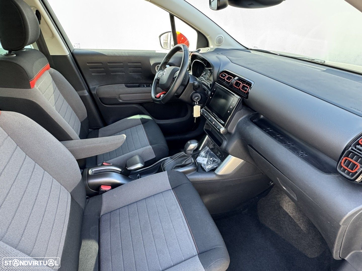 Citroën C3 Aircross 1.2 PureTech Shine EAT6 - 24