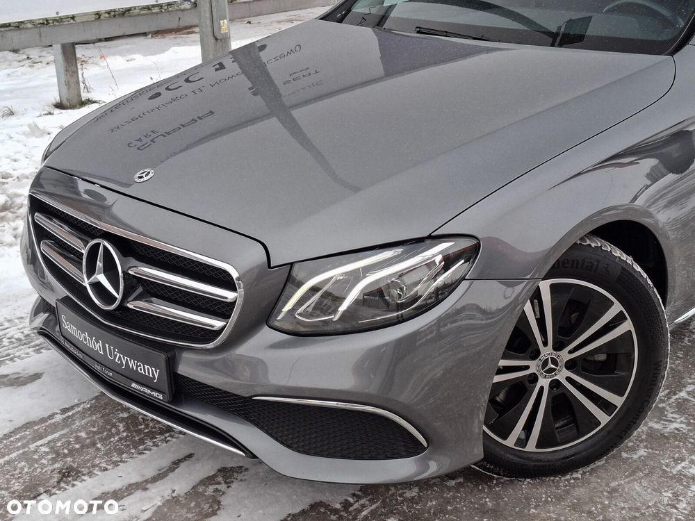 Mercedes-Benz Klasa E - 9