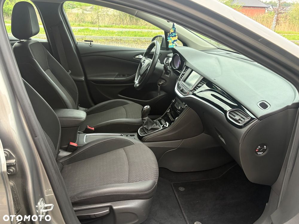Opel Astra - 24