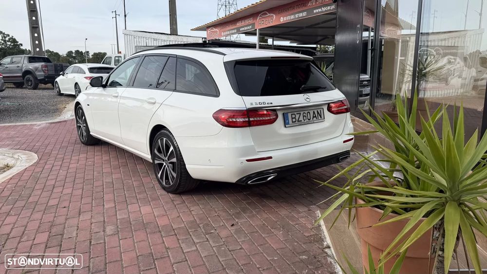Mercedes-Benz E 300 de Avantgarde 4Matic - 21