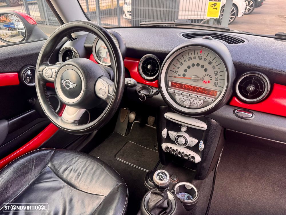MINI 3 Portas Cooper D - 11