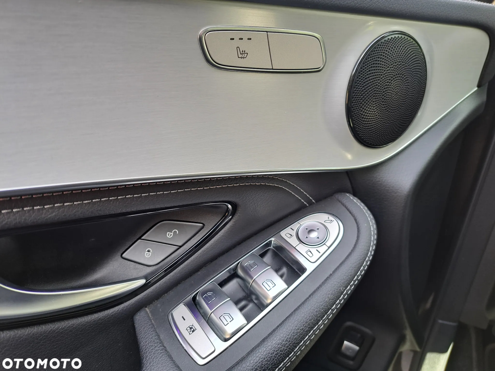 Mercedes-Benz GLC 300 de 4Matic 9G-TRONIC - 12