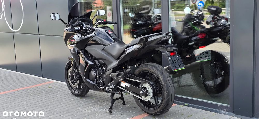 Honda CBF - 28