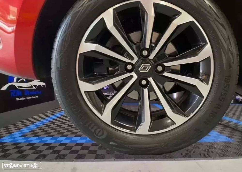 Renault Clio 1.0 TCe Techno - 9