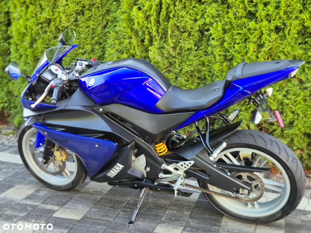Yamaha YZF - 6