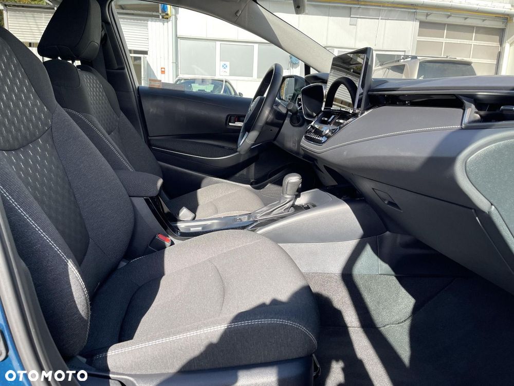 Toyota Corolla - 8