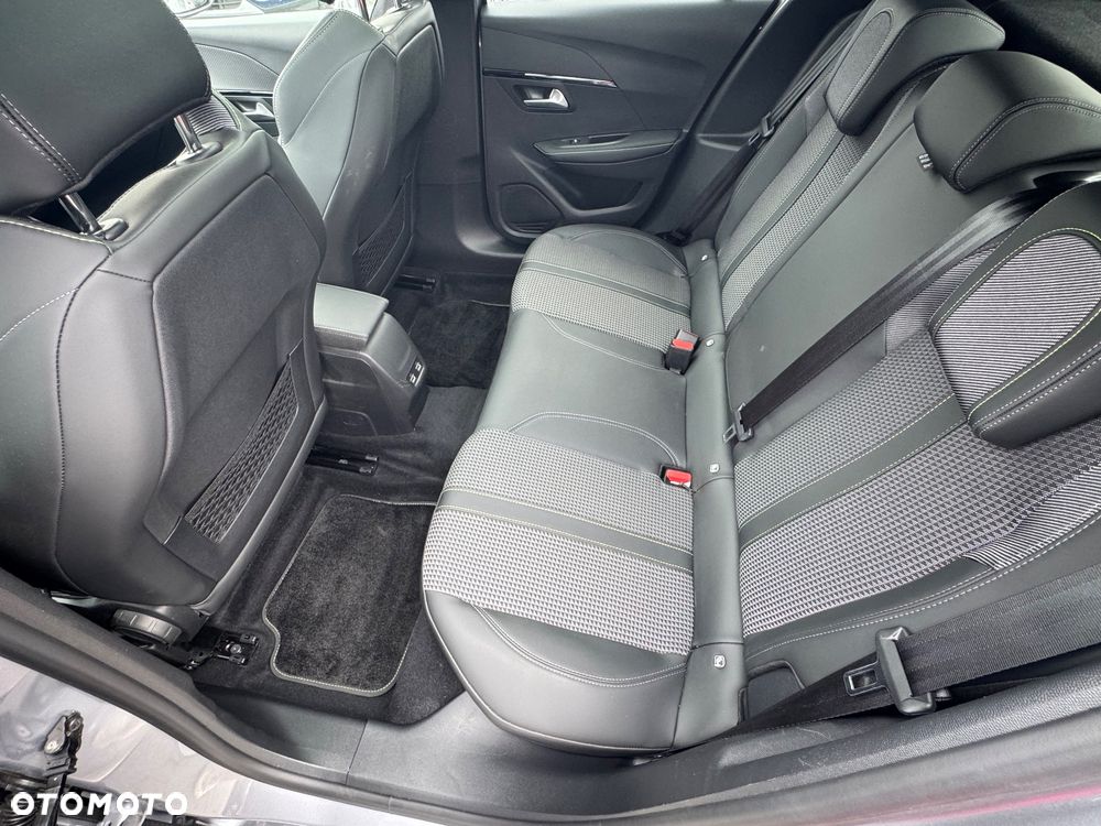 Peugeot 208 Elektromotor 136 GT+ - 30