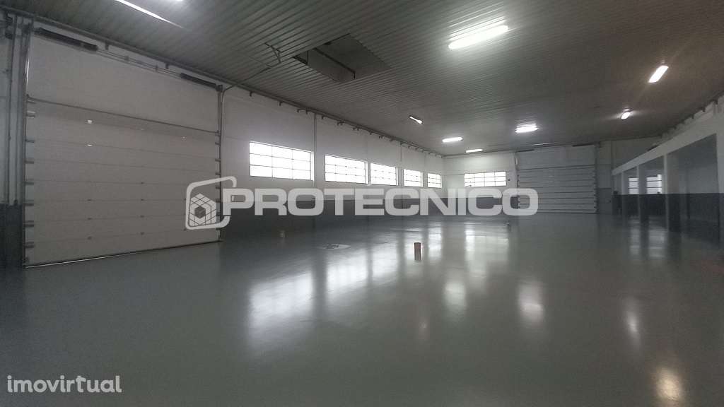 Armazém 550m2 – Aveiro - Grande imagem: 4/12