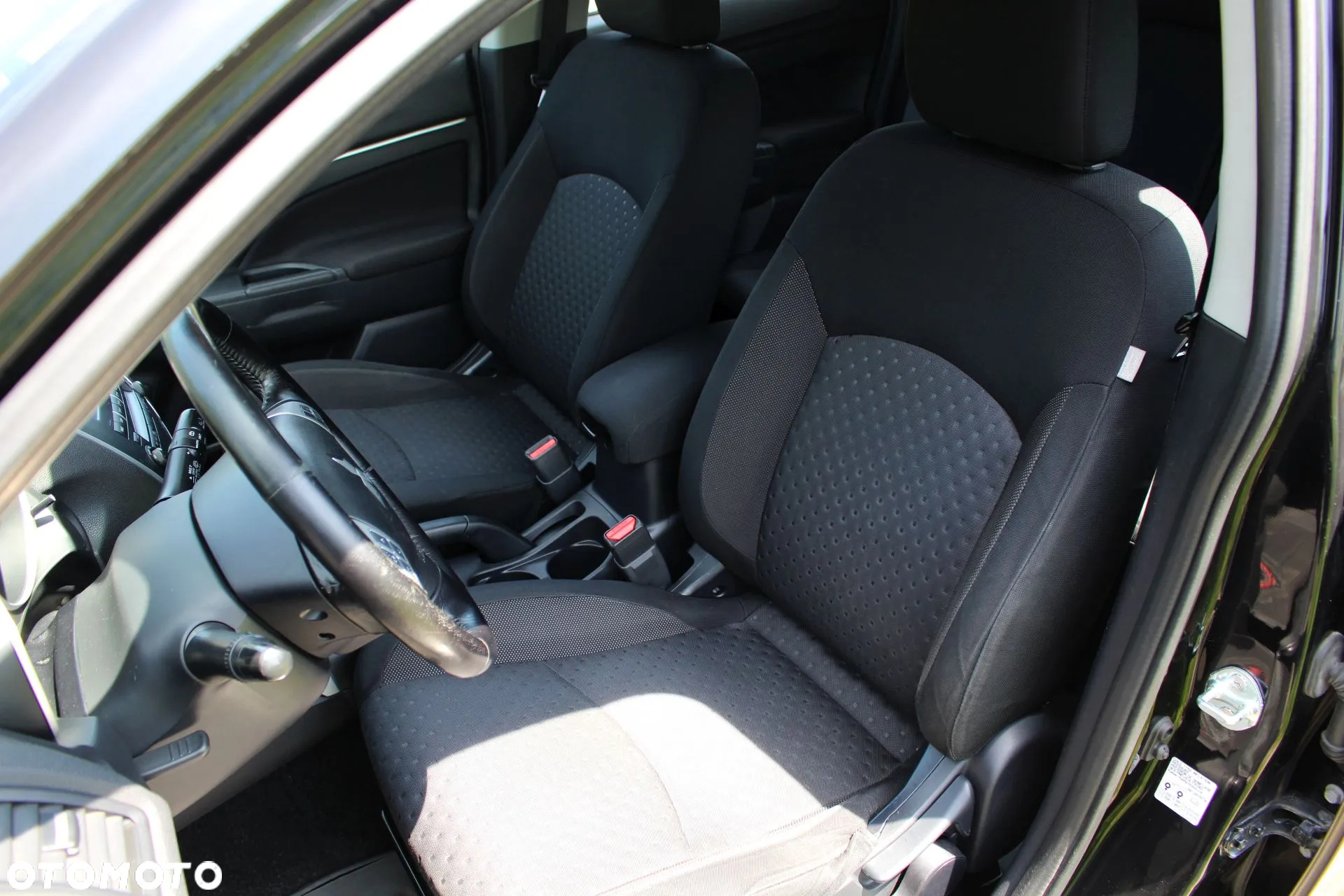 Mitsubishi ASX 1.8 DI-D 4WD Comfort Edition - 10