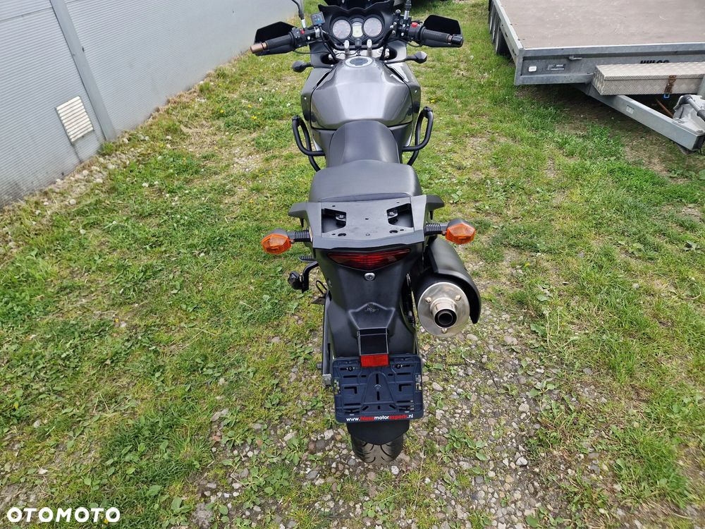 Suzuki V-STROM - 7